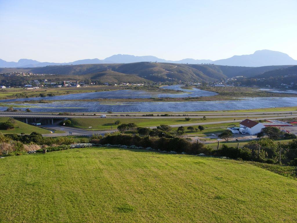 Отель At 29 Columba Great Brak River Экстерьер фото